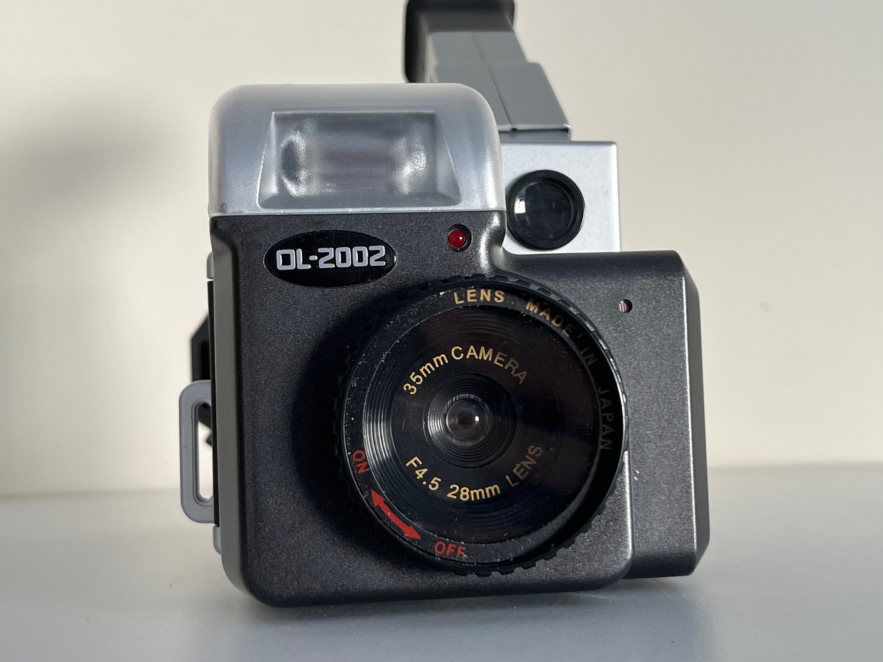 SONY 2002 Viewfinder Lens Camerafocus FREE F = 35 Mm F 4:5 SONY 2002 Viewfinder Lens Camerafocus FREE F = 35 Mm F 4:5