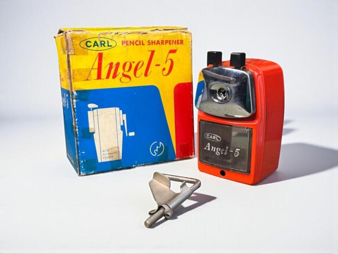 Sacapuntas Manual Carl Angel-5 Con Base De Metal, Silencioso, Perfecto Para Escuela, Casa U Oficina - Color Negro