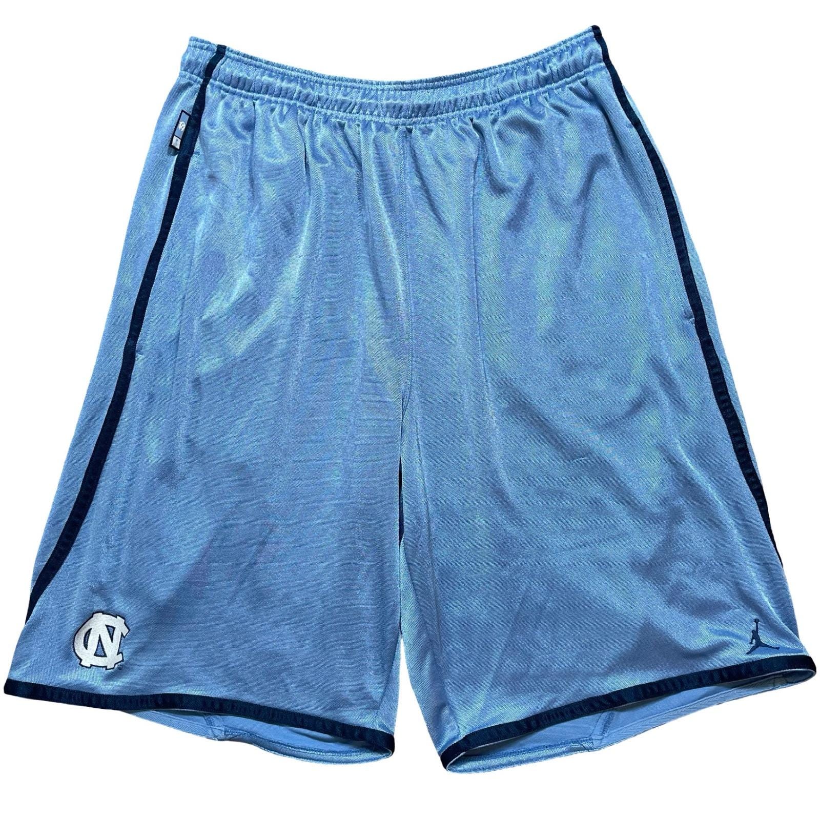 Short de basket Air Jordan UNC Tar Heels vintage XL bleu clair Durasheen Y2K