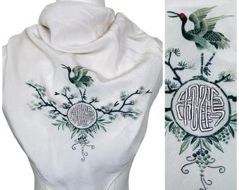 Sciarpa vintage in seta ricamata con gru, bianca e verde, uccello asiatico, souvenir naturalistico