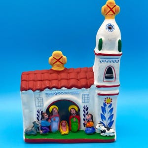 Vintage Peruvian Folk Art Nativity Scene Multicolor Hand Painted Pottery Church