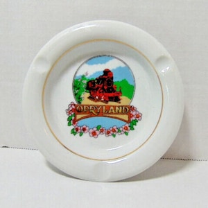 Opryland Theme Park Souvenir Ashtray w/Steam Locomotive Railroad Engine Vintage
