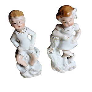 Vtg Japan Ceramic Figurines Boy Sitting Girl Standing Gold Trim 4&quot; Collectible
