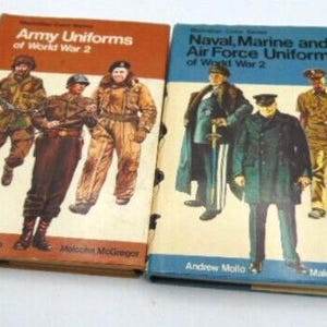 Macmillan Color Series: Army Uniforms of WWII and Naval, Marine, & AirForce Unif