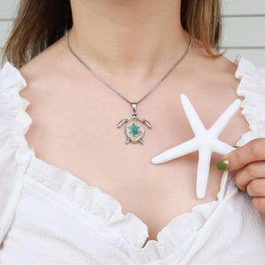Deep in the Ocean Sea Turtle Necklace - Marine Life Pendant, Unique Ocean-Inspired Jewelry, Nautical Turtle Charm, Coastal Style Accessory