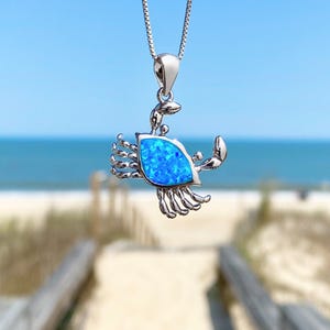 Opal Crab Necklace – Sparkling Ocean Charm, Unique Opal Pendant, Coastal Beach Jewelry, Nautical Style, Perfect Gift for Sea Lovers
