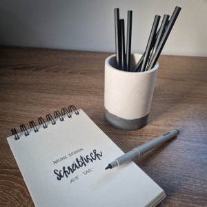 Desk organizer