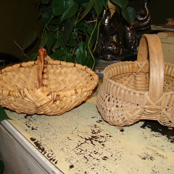 2 Handmade Woven Egg Garden Gathering Snack Kitchen Vanity Storage Basket Wood Handle Farmhouse Cottage Home Decor Baskets