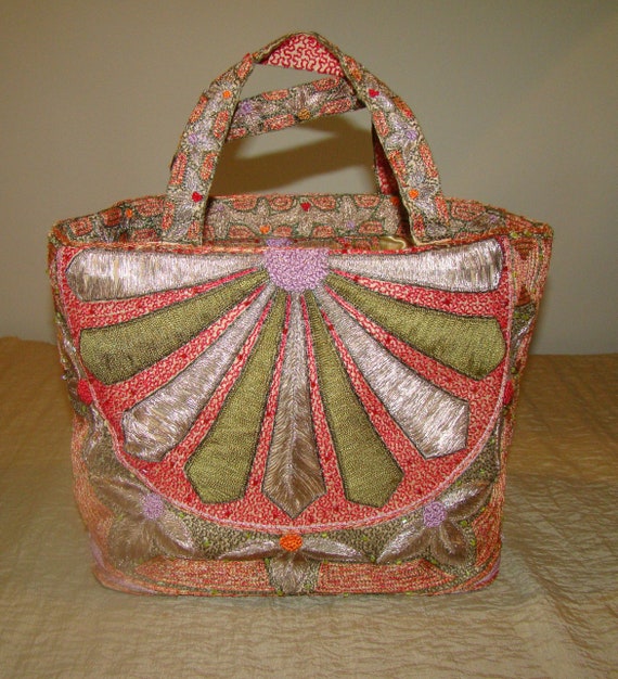 Pierre urbach hand beaded - Gem