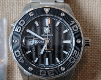 TAG Heuer Aquaracer Calibre 5 500m Diver Swiss Automatic WAJ2110