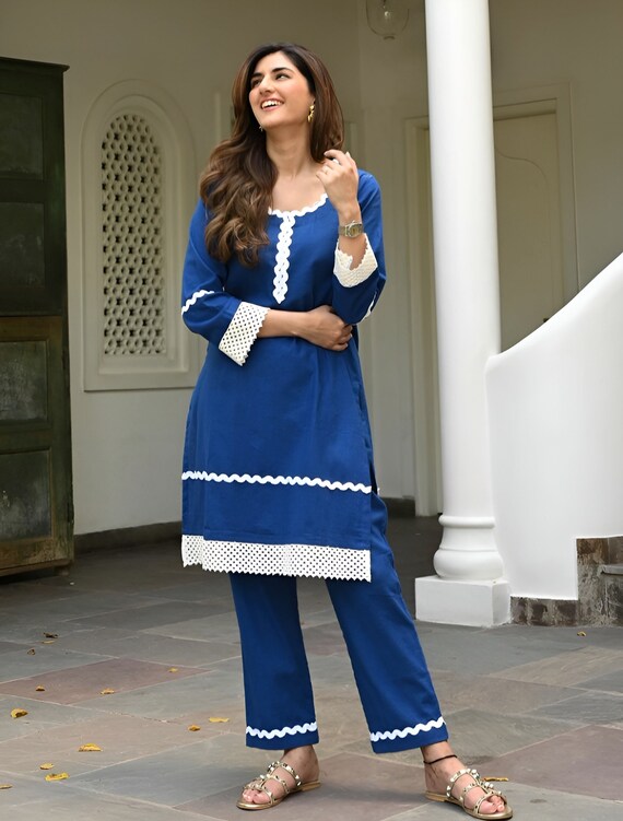 BLUE - COTTON STRAIGHT CUT CASUAL KURTI WITH THREAD EMBROIDERY