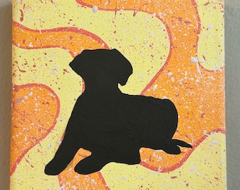 Silhouette abstraite de chien, peinture acrylique sur toile tendue de 6 x 15 cm (6 x 15 po.) Art mural orange