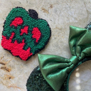 Poison Apple - Punch Needle Rug Coaster, Mug Rug,