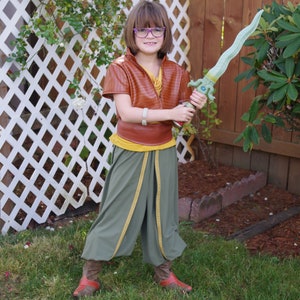 Girls southeast Asia raya costume