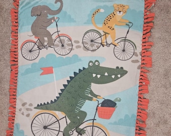 Manta de forro polar de cocodrilo con lazo