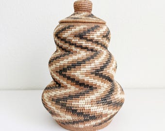 Vintage 15" Zig-Zag Woven Basket, Zulu, South Africa
