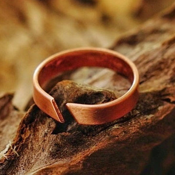 Adjustable copper ring, better than gold. Viking style for man and woman. Hand made, unique jewelry, manly jewellery, gift anniversary