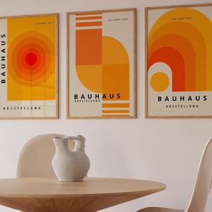 Set di 3 stampe Bauhaus arancioni - Arte da parete con cornice - Mid Century Modern - Grande arte da parete - Arte da parete arancione