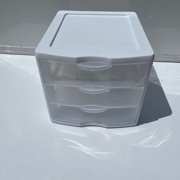 mealworm/superworm breeder box or holding box TRI-Unit Regular size)