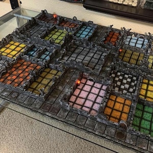 HeroQuest *Neues detailliertes * Spielbrett 3D gedruckt, magnetische Teile, modulares Gelände von D&D.