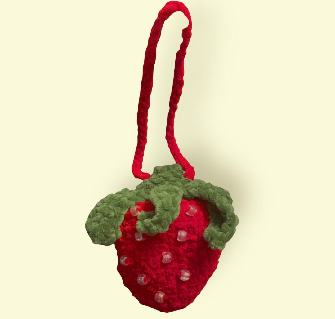 Strawberry Crochet Bag / Crochet Strawberry Pouch / Charm Bag - Etsy