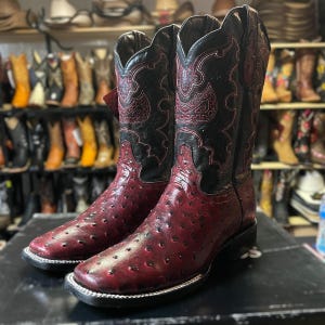 Men’s Cherry Red Ostrich Skin Boots. Men’s Western Cowboy Boots. Square Toe Ostrich Skin Boots. Botas De Piel Avestruz. Bota Vaquero De Piel