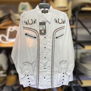 White Embroidered Cowboy Shirt. Mexican Embroidered Shirt. Rodeo Western Shirt for Men. Horse Embroidery. Camisa Charra Bordado.