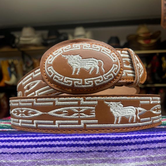 Rodeo Bull Embroidered Belt. Men display picture 3
