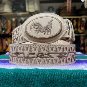 Men’s Rooster Embrodiered Belt. Mexican Embroidered Belt. Genuine Leather Belt. Cinto Vaquero De Hombre. Cinto Bordado De Piel.