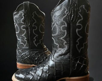 Schwarze Piraccu Fischhaut Stiefel. Herren Western Cowboy Boots. Schwarze Leder Cowboy Stiefel. Herren Westernstiefel mit Karo Kappe. Botas De Pescado.