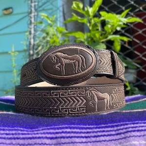 Brown Horse Embroidered Belt. Men’s Western Cowboy Belt. Brown Leather Belt for Men. Mexican Cowboy Belt. Cinto Vaquero Bordado De Piel.
