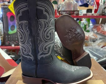 Komplett schwarze Cowboy-Stiefel für Herren. Square Toe Schwarz Rindsleder Stiefel. Rodeo Westernstiefel Herren. Bota Vaquero De Hombre Bota Punta Cuadrada.