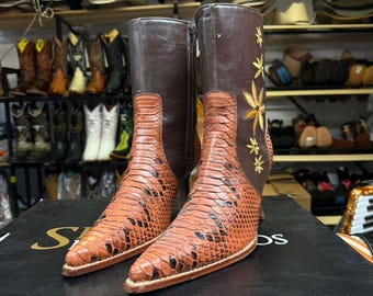 Women's Python Skin High Heels. Brown Leather Cowgirl Boots. Yellow Floral Boots For Women. Pointy Toe Heels For Ladies. Botas Florales