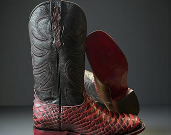 RED PYTHON SNAKE Skin Boots. Men’s Cowboy Western Boots. Black Square Toe Leather Boots. Bota Vaquero De Pitón Vibora. Bota De Hombre Negro.