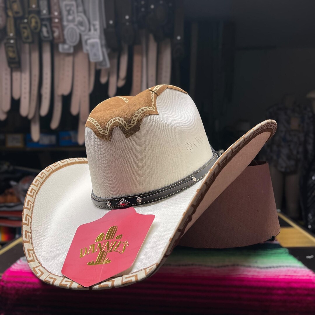 Bull Rider Cowboy Hat. Men’s Straw Western Hat. White Cowboy Hat for ...