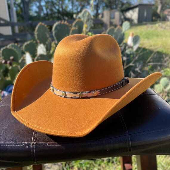 Brown Felt Cowboy Hat. Men display picture 1