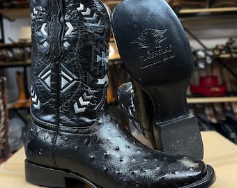 Botas vaqueras de piel de avestruz para hombre. Botas vaqueras vaqueras estilo western para hombre. Botas de cuero negro para hombre. Botas vaqueras de punta cuadrada para hombre. Botas de avestruz.