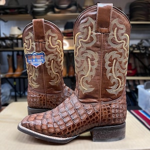 Laarzen van krokodillenleer voor heren. Westerncowboylaarzen voor heren. Bruine leren westernlaarzen. Cowboylaarzen met vierkante neus. Botas De Piel Cocodrilo.