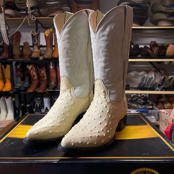 White Ostrich Skin Round Toe Leather Boots for Men. Mexican  display picture 2