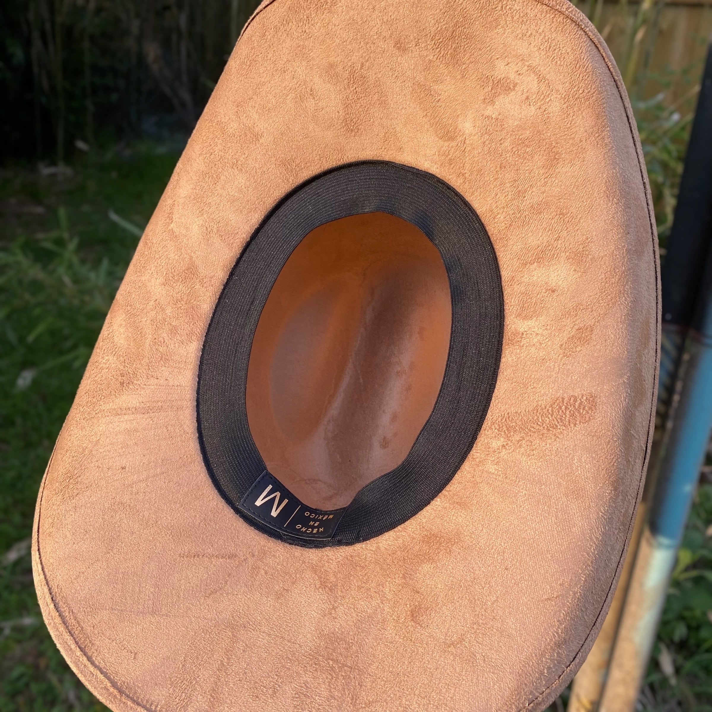 Cappello da cowboy occidentale, pelle scamosciata marrone
