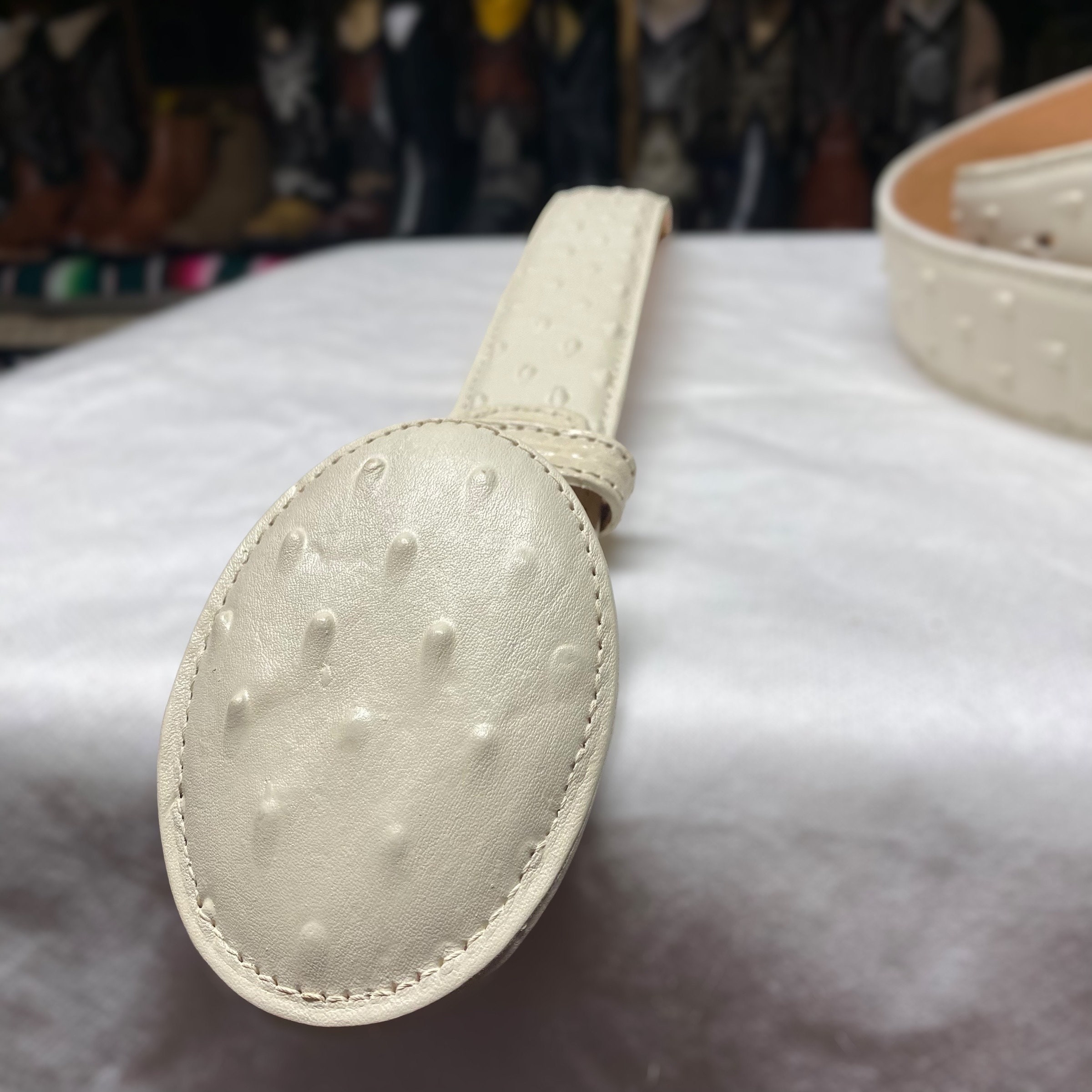 DONALDO Genuine Ostrich Leather Western Belt Cream Ivory Oversized Buckle Sz.40 Nocona Belt Co. Men main image 3