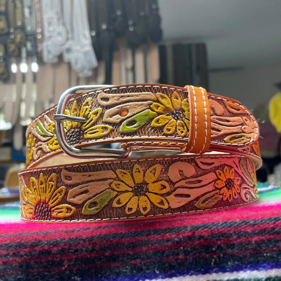 Embroidered Sunflower Leather Belt in Tan WOMENS SUNFLOWER EMBROIDERED Western Cowgirl Cowboy Leather  main image 3