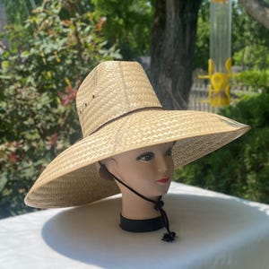 17 By 17 Wide Brim Men’s Sun Hat. Men’s Gardener Sun Hat. Fisherman Straw Hat for Men. Mexican Straw Hat. Sombrero De Palma Para Hombre.