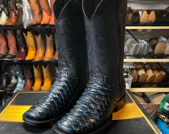 Men’s Python Snake Skin Boots. Black Leather with Blue Python Snake Scales Boots. Square Toe Cowboy Boots for Men. Bota Vaquero Piel Piton
