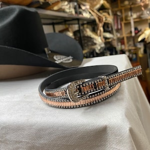 Universele cowboyhoedband. Accessoires voor cowboyhoeden. Cowboyhoedband. Cowboy westernhoedenband. Cowboy westernhoed. Toquila voor sombrero.