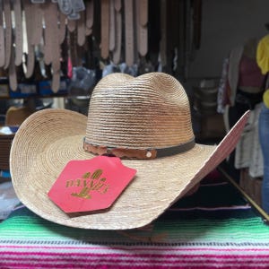 Brown Straw Outdoor Hat. Men’s Western Cowboy Hat. UV Protection Western Hat. Vacation and Fishing Hat for Men. Sombrero De Palma Vaquero.