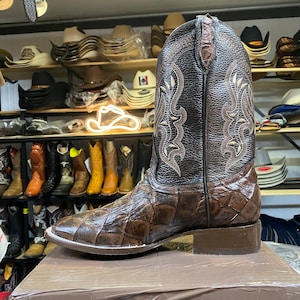 Leather Fish Skin Boots. Men’s Square Toe Cowboy Boots. Men’s Western Leather Boots. Bota Vaquera De Piel Pescado. Bota De Hombre Cuadrada.