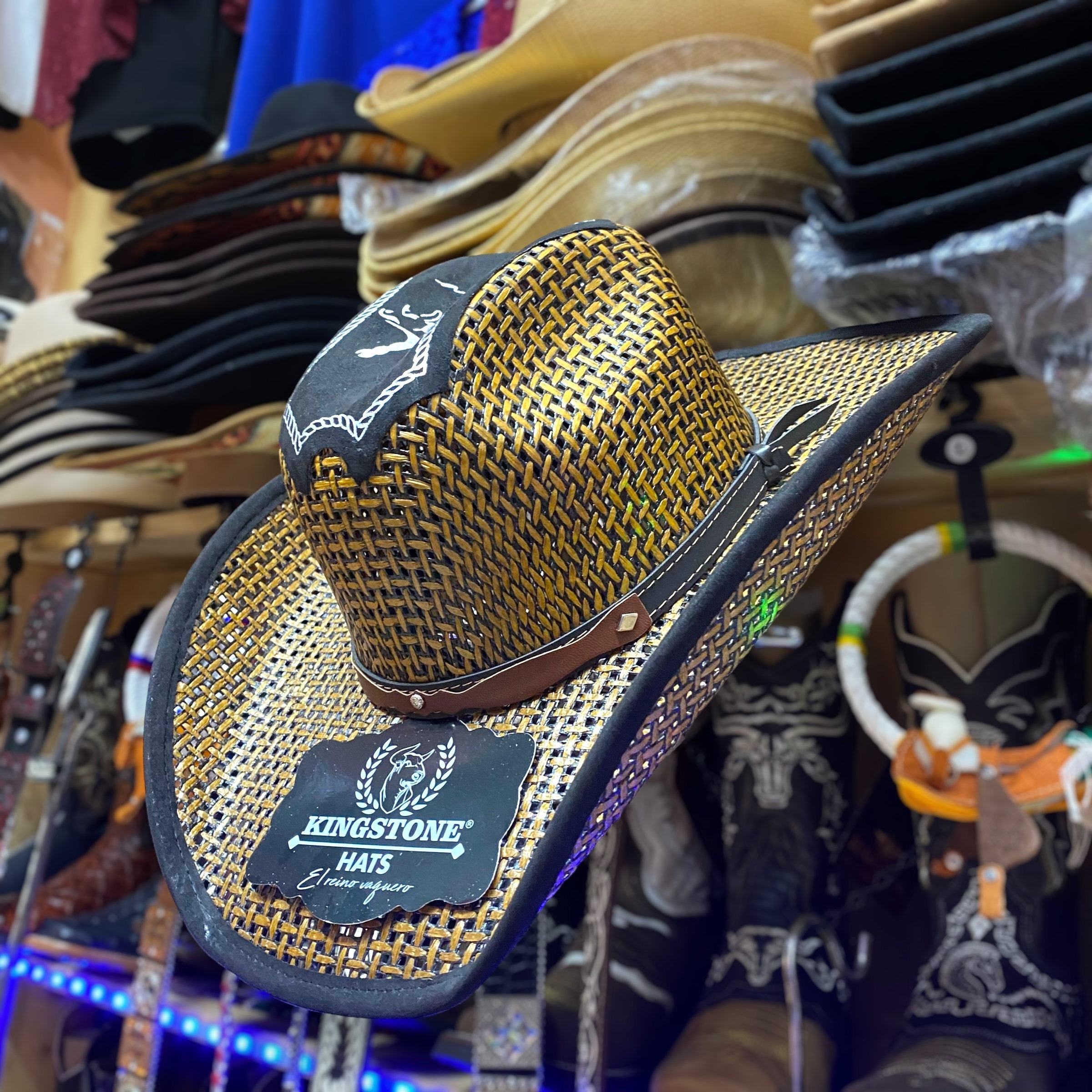 Sombrero Vaquero con Diseño Randado y Toquilla Para Hombre Kansas (54) :  : Ropa, Zapatos y Accesorios