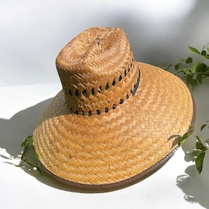 Wide Brim Ventilated Straw Hat. Outdoor Workwear Sun Hat. UV Protection Straw Hat. Gardener and Fisherman Straw Hat. Sombrero De Palma.