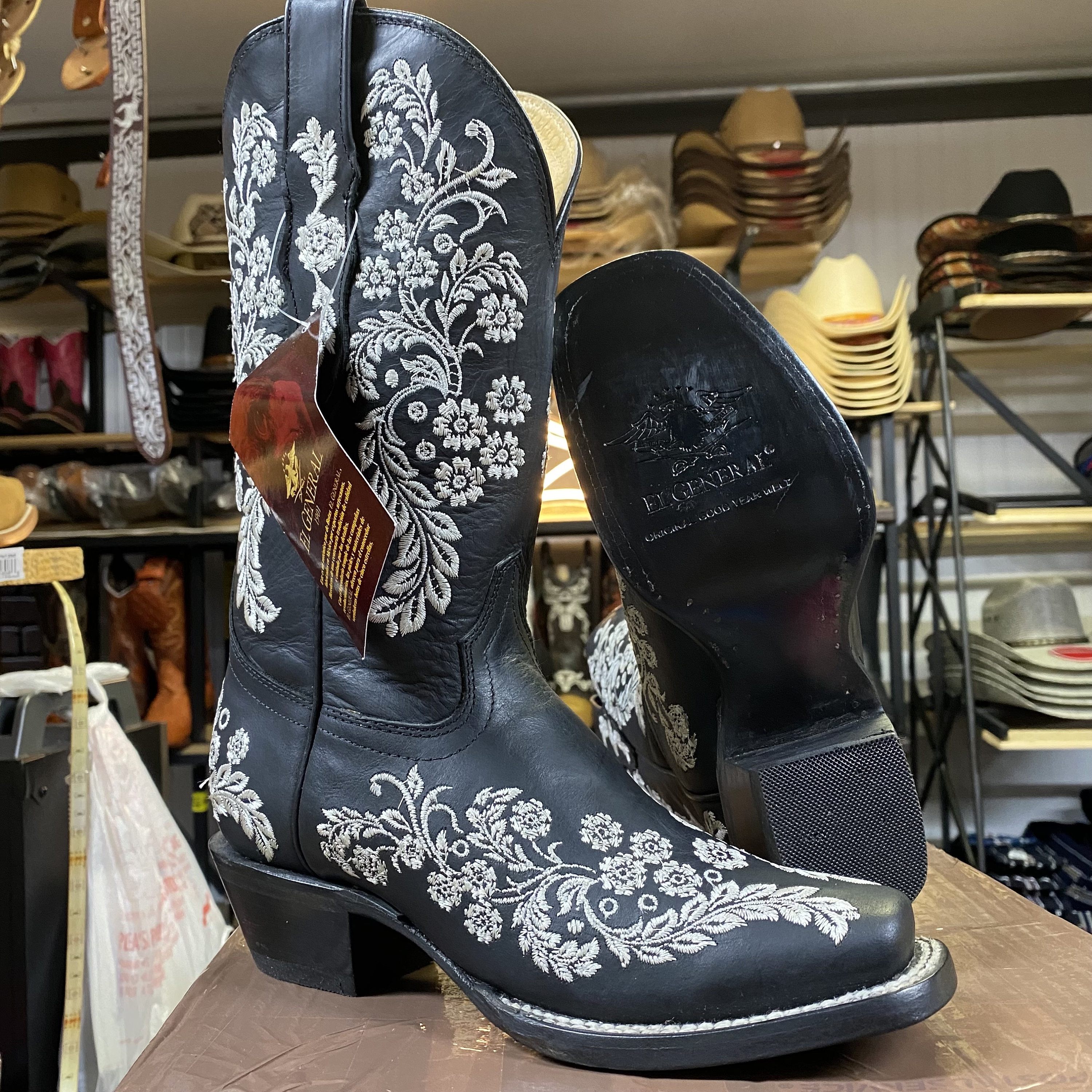 Flower Embroidery Cowgirl Boots. Womans Western Boots. Cowboy Boots for Woman. Square Toe Leather Boots. Bota De Mujer Floreada. Etsy UK